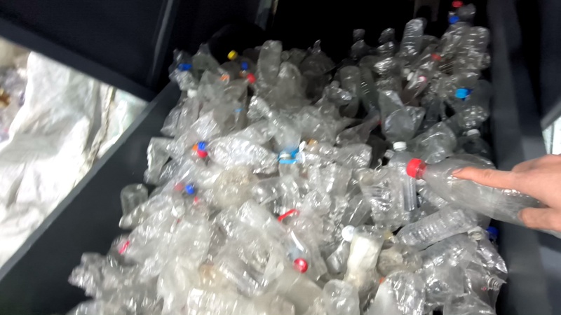 供應(yīng)PET可樂(lè)瓶脫標(biāo)設(shè)備