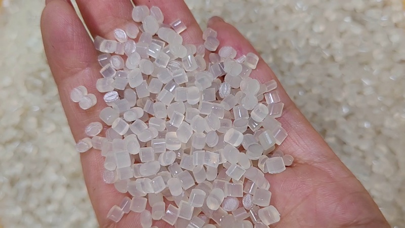 供應(yīng)貨改性透明TPU 95A顆粒 注塑 擠出 耐磨 耐高溫 免費寄樣