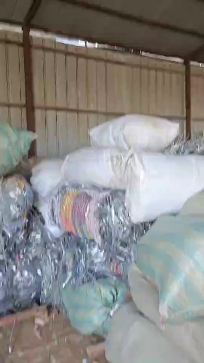 供應(yīng)供應(yīng)pet復(fù)合pp掃把絲料