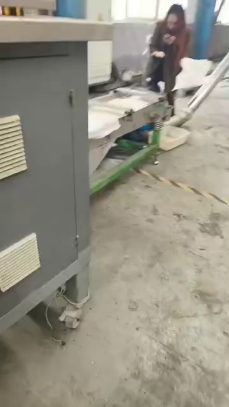 供应餐盒再生颗粒